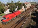 Alig 10 percet kell v�rni a k�vetkez�, szint�n arra tart� tehervonatra, ami igen szerencs�s, mivel pont ezekhez a vonatokhoz s�t megfelel�en a nap