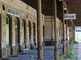 L�tszik, hogy itt m�r nagyon vid�ken j�runk, sem fel�j�t�s, sem lebont�s nem j�tszik egyenl�re, �gy marad a m�lt �rz�se
