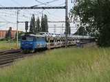 Lukavic�n�l n�z�nk m�g p�r vonatot, el�bb egy koreai szerelv�ny �rkezik a 122.053-al