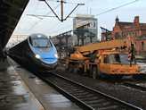 De letelik az id�m �s �tra kelek vissza Vars�ba. A Pendolino �gy 31-�n el�g alacsony kihaszn�lts�ggal fut, ehhez alkalmazkodik a jegy�r is